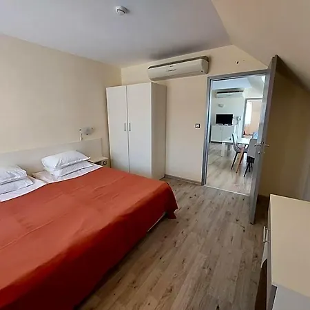 Mariner's - Self Catering - Adults Only فندق 4*