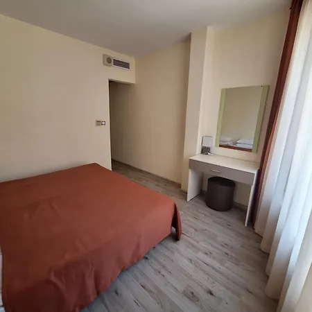 호텔 Mariner's - Self Catering - Adults Only 4*